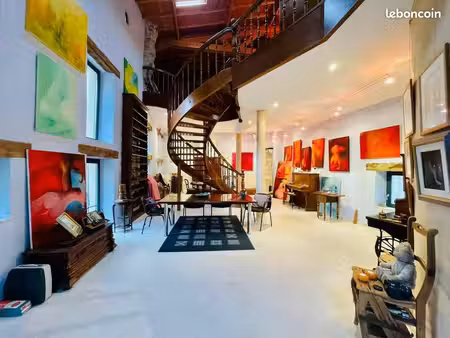 maison 2 pièces 138 m²