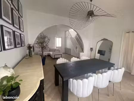 maison 6 pièces 136 m²