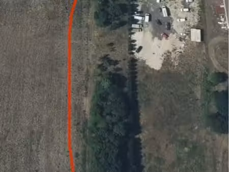 terrain 5480 m²