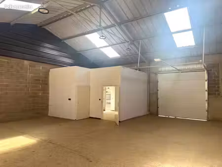 bureaux  entrepôt 120 m² algrange