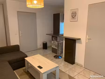 studio étudiant à louer allée du cadran à anglet