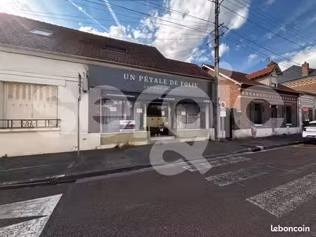 local commercial 70 m²