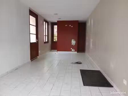 local commercial à louer - 25m²