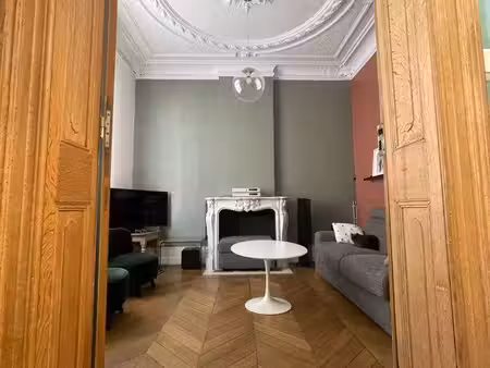 maison de maître vue dégagée sur le bocage et bois