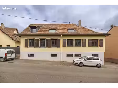 maison de ville 8 pièces 151 m²