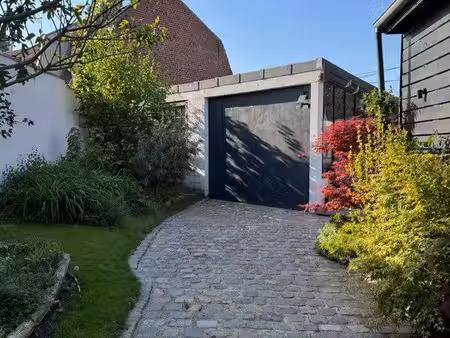 maison individuelle de ville à vendre