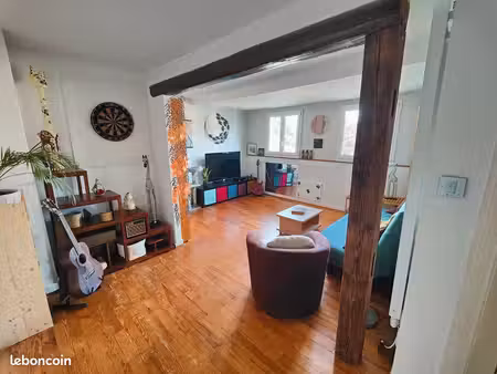 appartement t3 climatisé  avec cour  cave et garage – centre de lingolsheim
