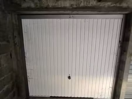 garage/box 17 m² gelos