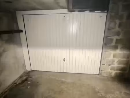 garage/box 24 m² pau