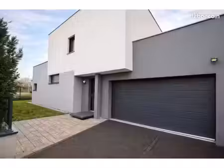 maison 5 pièces 131 m²