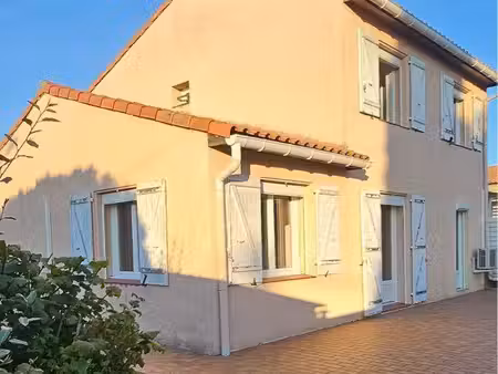 vend maison année construction 1986
