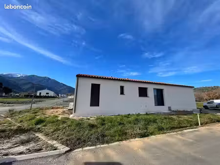 villa 3 pièces 80 m²