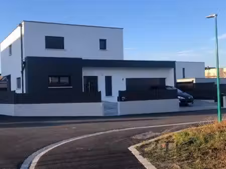 maison 5 pièces 148 m²