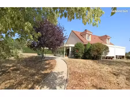 maison 5 pièces 132 m²