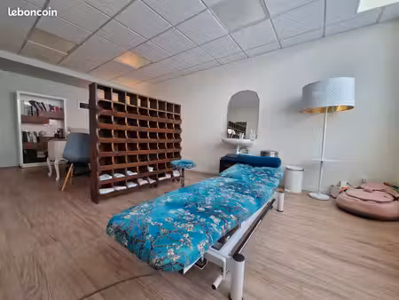bureau 26m2 dans cabinet paramédical