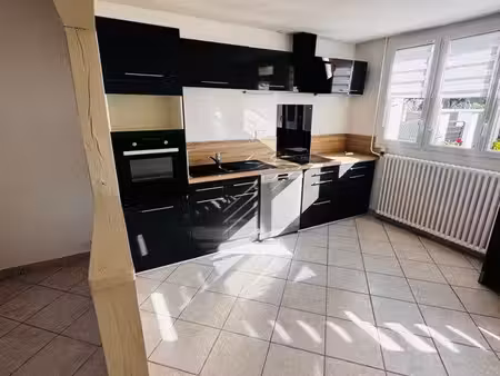 jolie maison à louer