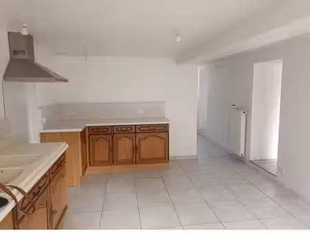 a louer maison a noyen sur sarthe