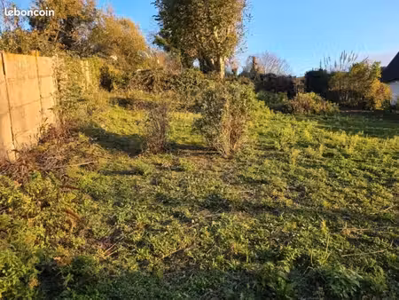 terrain 629 m² rolleville