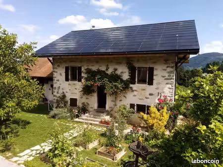 ensemble maison et gites