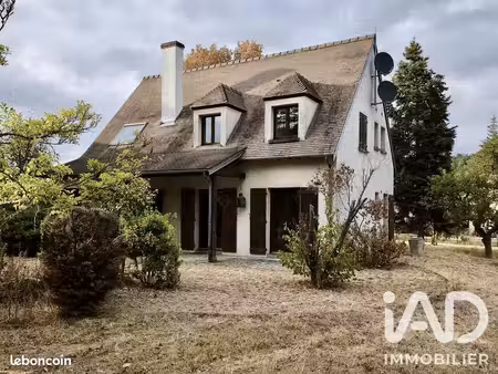 maison 3 pièces 136 m²