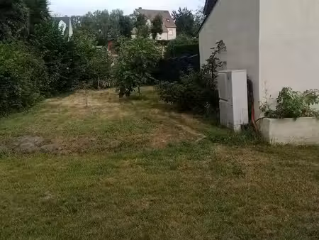 terrain constructible 204 m face foret calme + petit terrain