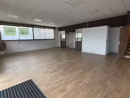 local commercial 90 m2