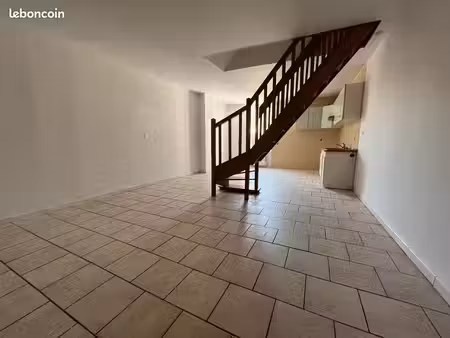 grand t4 en duplex- rue des frères quemere