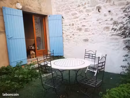 maison intra-muros avec extérieurs