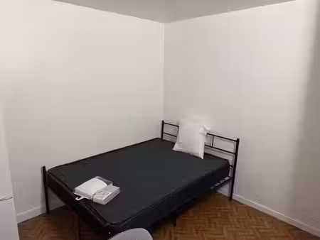 location meublée appartement 5 pièces 110 m² à évry-courcouronnes (91000)  500 €