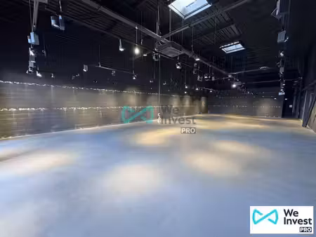 location commerce cormontreuil 51350 354m²
