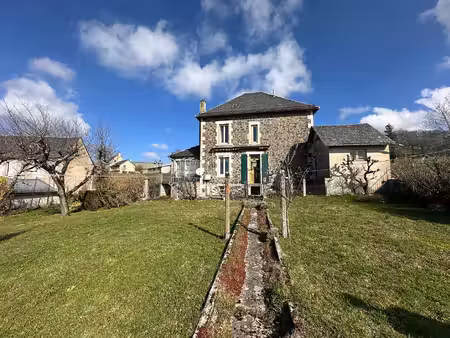 maison de caractère de 125m2 habitables à 5 minutes de laguiole