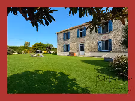 authentique maison avec piscine et dépendances sur plus de 6 60