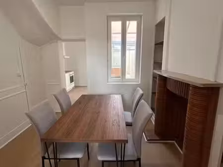 charmant t2 meublé avec véranda et cour privative – amiens