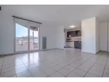 a louer - muret   quartier barry - appartement t3 66 m² avec balcon et box - g799