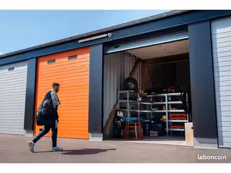 local 56 m²