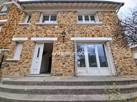 charmante maison en meulière avec jardin et parking