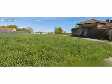 terrain 1 055 m² sereilhac