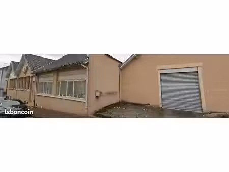 local d'activité 950 m²
