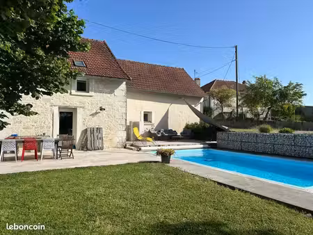 charme & prestations – magnifique longère rénovée  piscine chauffée et jardin paysager