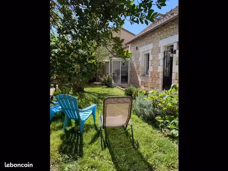 maison 86 m2 secteur pierre levée avec 2 chambres 1 bureau jardin