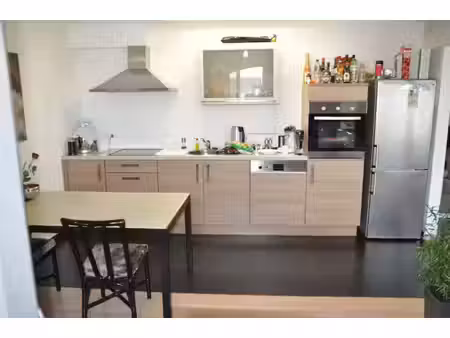 spacieux appartement 3 chambr. de 115 m2 avec parking + cave