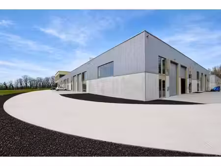 entrepôt neuf ±155 m² à louer – situation stratégique
