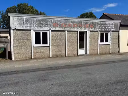 bâtiment avec travaux