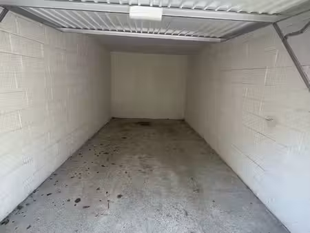 garage / box à vendre — melun  porte basculante