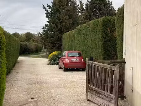 location studio meublé