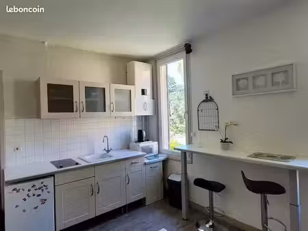 studio étudiant centre uzès