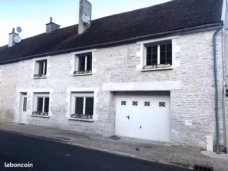 maison de village 7 pièces 170 m²