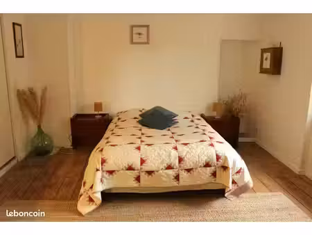 location studio meublé
