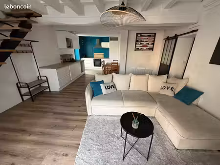 maison meublée 70 m² – 2 ch – 15 min la rochelle – bail 9 mois