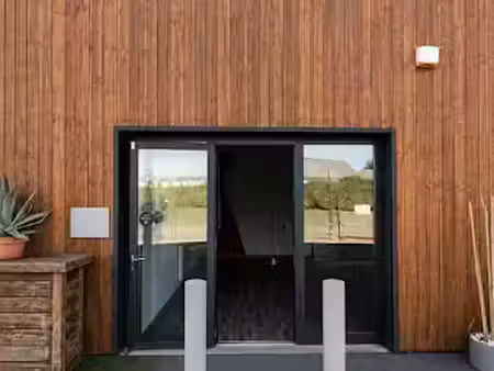 location locaux professionnels 1 pièce 30.63 m² à cavignac (33620)  725 €